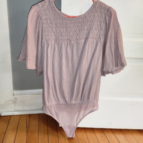 Intimately Free - Picture 2 of 4